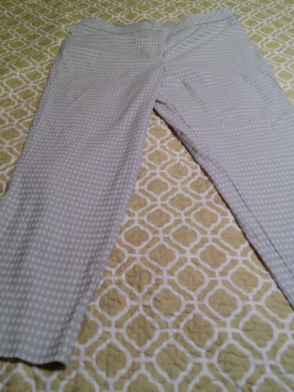 INVESTMENT PANTS LIGHT GRAY CHECK PATTERN 14 S GREAT CONDITION